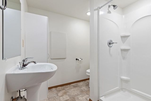 223 W Rotherwood Street, Ivanhoe, MN 56142