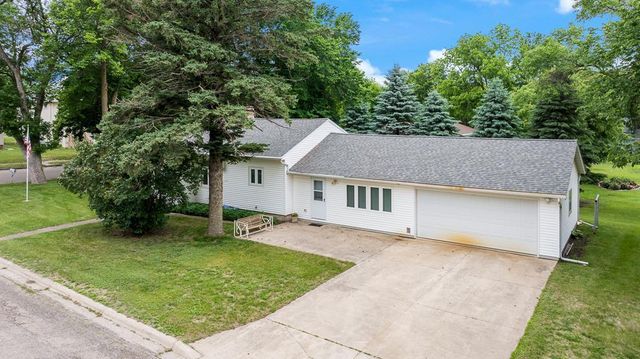 223 W Rotherwood Street, Ivanhoe, MN 56142