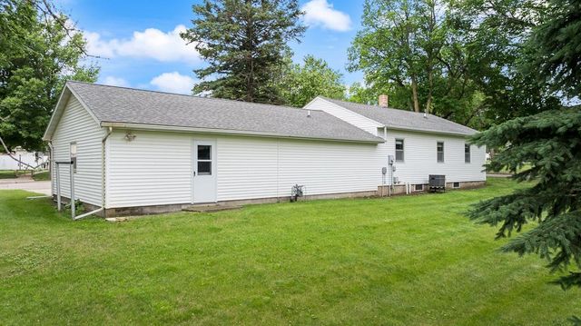 223 W Rotherwood Street, Ivanhoe, MN 56142