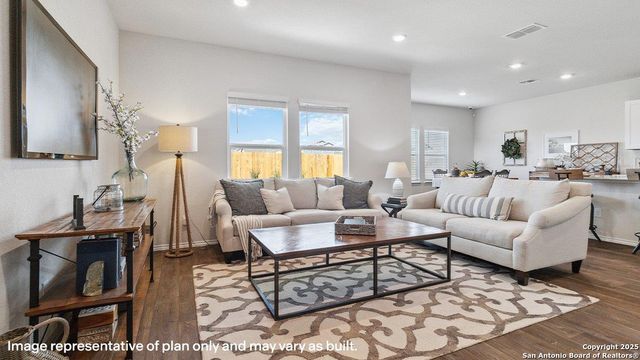 5233 Fannin Crane, San Antonio, TX 78245