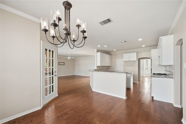 303 Chestnut Cove Circle, Southlake, TX 76092