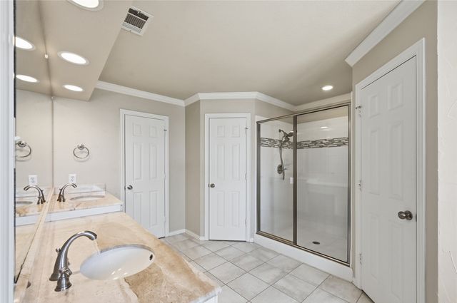 303 Chestnut Cove Circle, Southlake, TX 76092