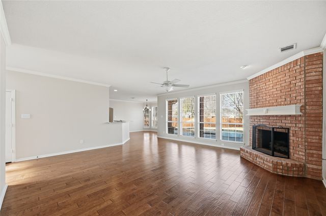 303 Chestnut Cove Circle, Southlake, TX 76092