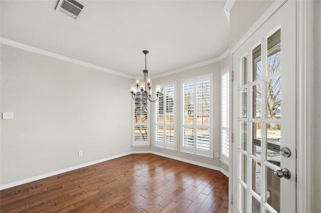 303 Chestnut Cove Circle, Southlake, TX 76092