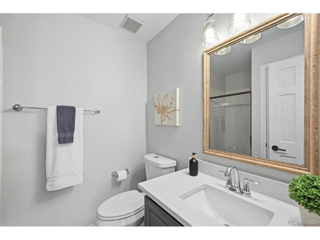 9916 Clairton Way, Highlands Ranch, CO 80126