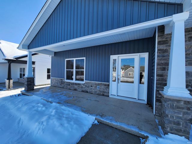 1059 E Wabash Street, Frankfort, IN 46041