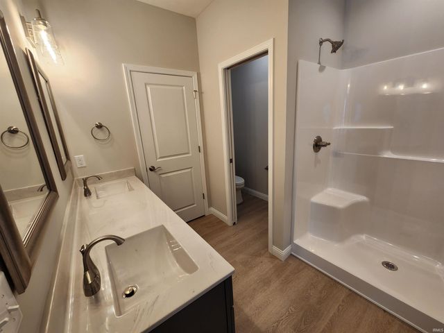 1059 E Wabash Street, Frankfort, IN 46041