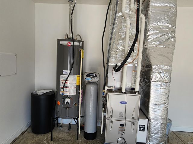 1059 E Wabash Street, Frankfort, IN 46041