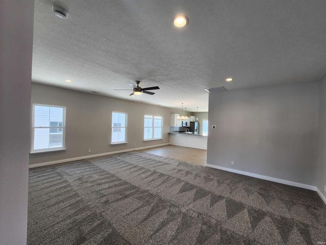 1059 E Wabash Street, Frankfort, IN 46041