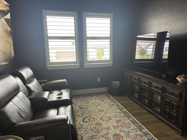 401 Brena CV, Liberty Hill, TX 78642