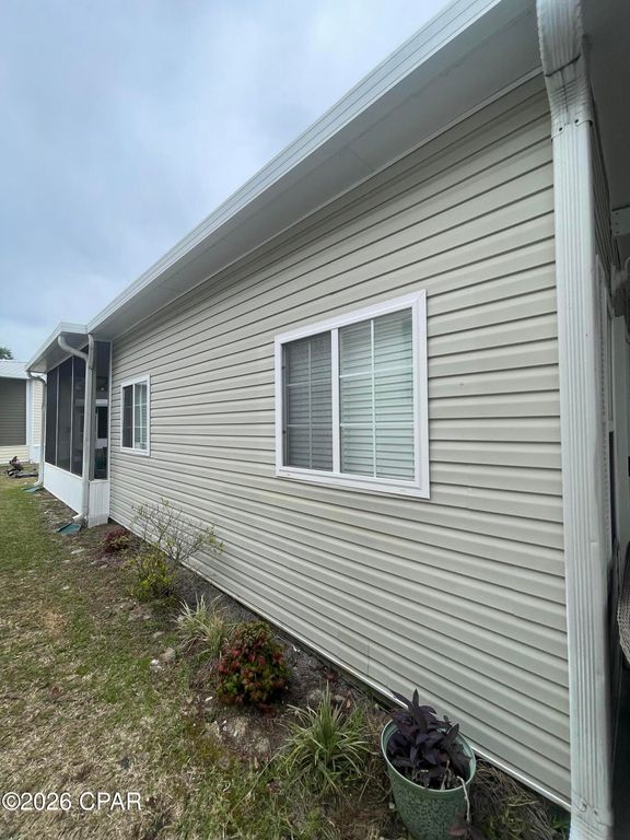 Image 3 of property listing at 1219 Thomas Drive 279, Panama City Beach, FL 32408