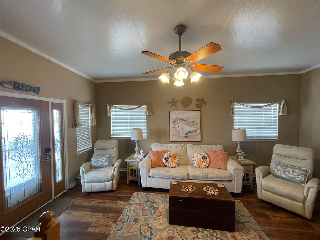 Image 8 of property listing at 1219 Thomas Drive 279, Panama City Beach, FL 32408