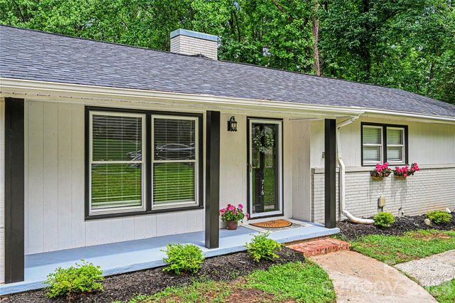 716 Grandview Drive NE, Concord, NC 28025