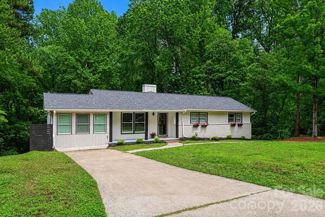 716 Grandview Drive NE, Concord, NC 28025