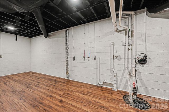 716 Grandview Drive NE, Concord, NC 28025