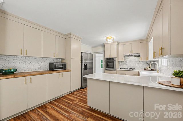 716 Grandview Drive NE, Concord, NC 28025