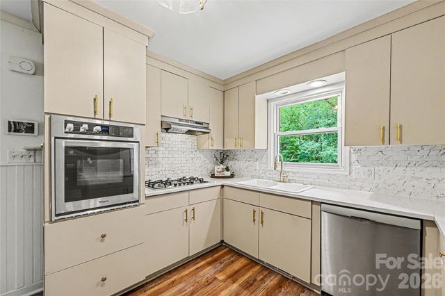 716 Grandview Drive NE, Concord, NC 28025