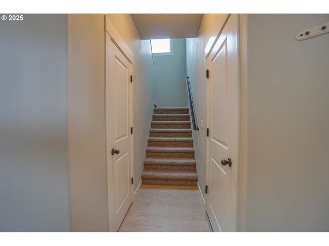 7036 N MONTGOMERY Way, Ridgefield, WA 98642