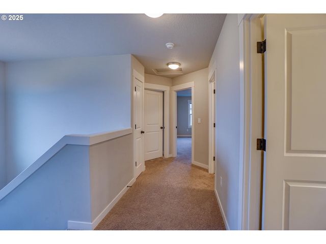 7036 N MONTGOMERY Way, Ridgefield, WA 98642