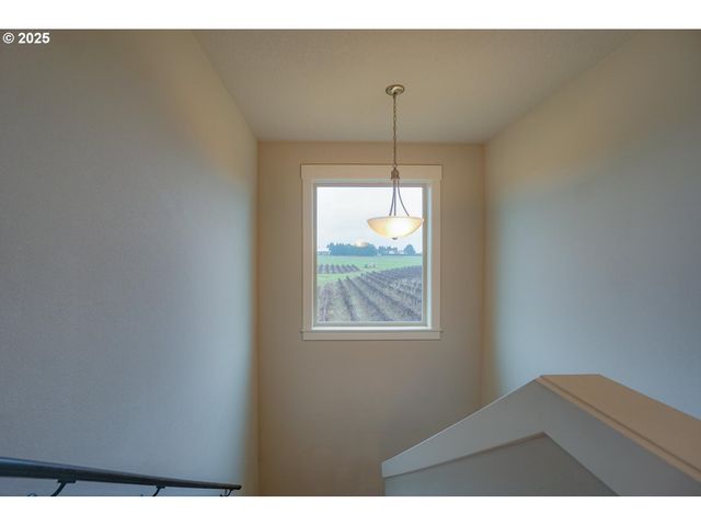 7036 N MONTGOMERY Way, Ridgefield, WA 98642