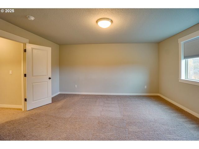 7036 N MONTGOMERY Way, Ridgefield, WA 98642