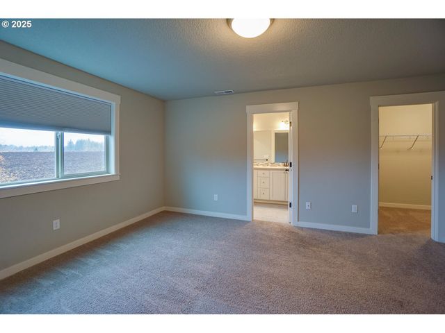 7036 N MONTGOMERY Way, Ridgefield, WA 98642