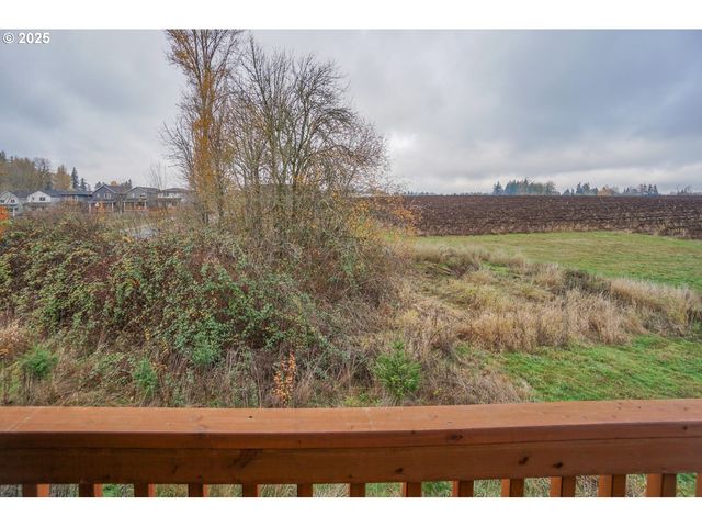 7036 N MONTGOMERY Way, Ridgefield, WA 98642