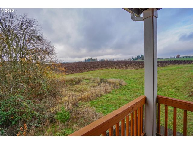 7036 N MONTGOMERY Way, Ridgefield, WA 98642