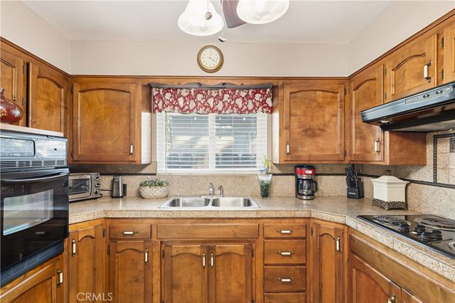 1110 V, Merced, CA 95341