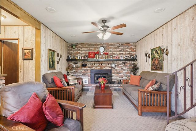 1110 V, Merced, CA 95341