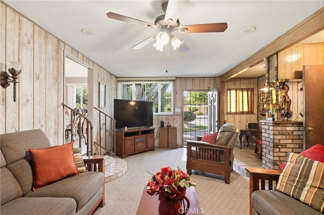 1110 V, Merced, CA 95341