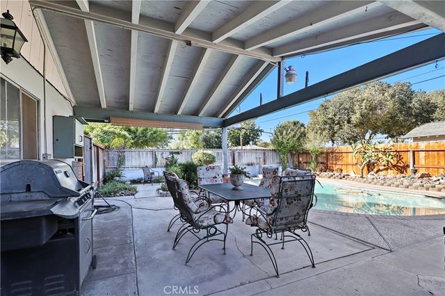 1110 V, Merced, CA 95341