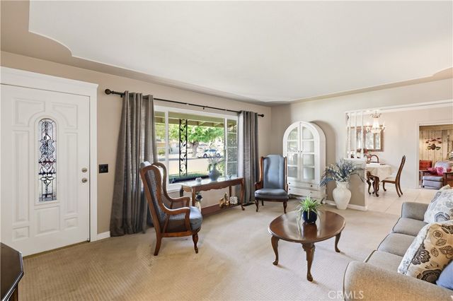 1110 V, Merced, CA 95341