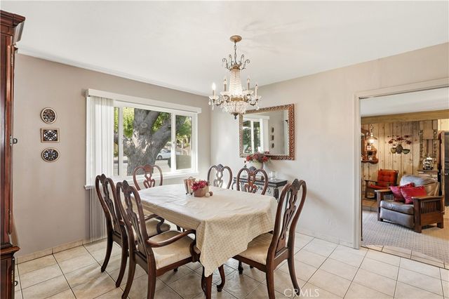 1110 V, Merced, CA 95341