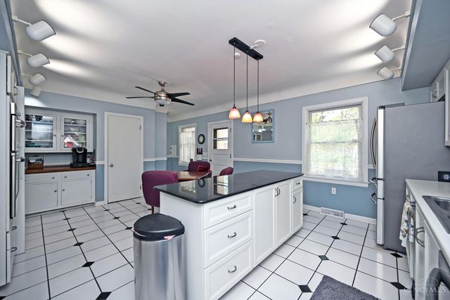 2516 Fairhill Drive, Cincinnati, OH 45239