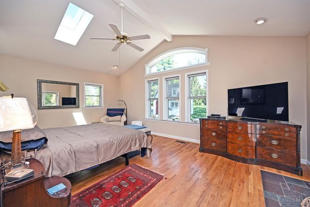 2516 Fairhill Drive, Cincinnati, OH 45239