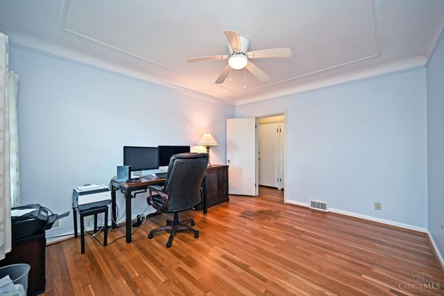 2516 Fairhill Drive, Cincinnati, OH 45239
