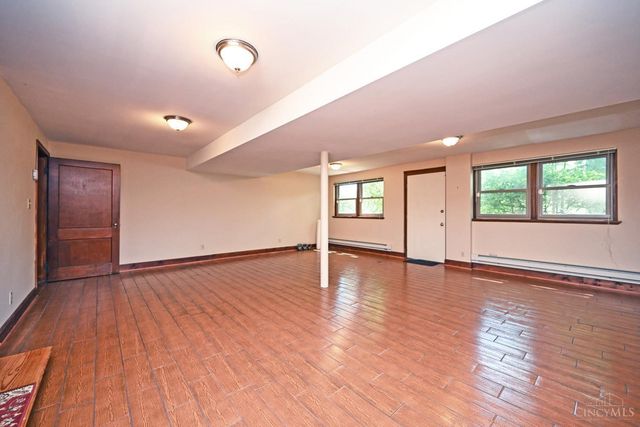2516 Fairhill Drive, Cincinnati, OH 45239
