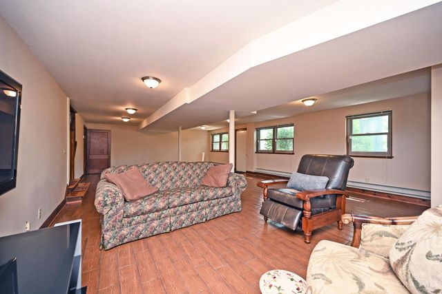 2516 Fairhill Drive, Cincinnati, OH 45239