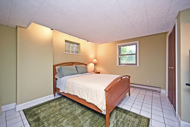 2516 Fairhill Drive, Cincinnati, OH 45239