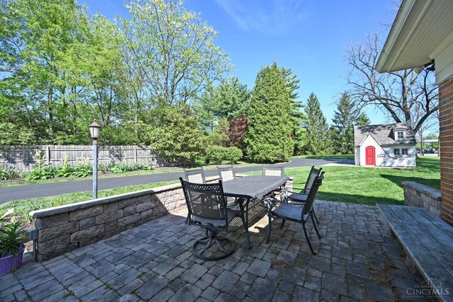 2516 Fairhill Drive, Cincinnati, OH 45239