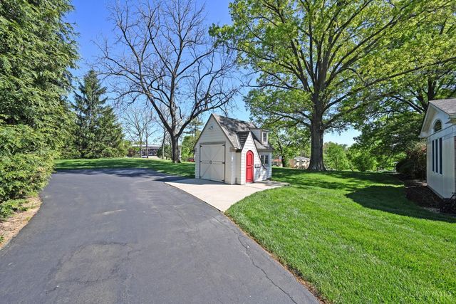 2516 Fairhill Drive, Cincinnati, OH 45239
