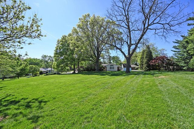 2516 Fairhill Drive, Cincinnati, OH 45239