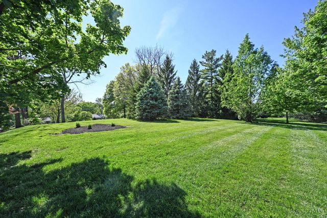 2516 Fairhill Drive, Cincinnati, OH 45239