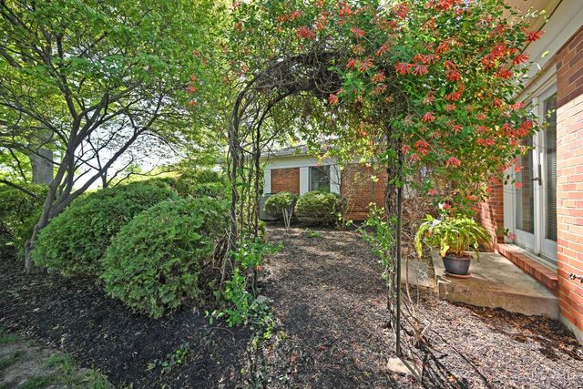 2516 Fairhill Drive, Cincinnati, OH 45239
