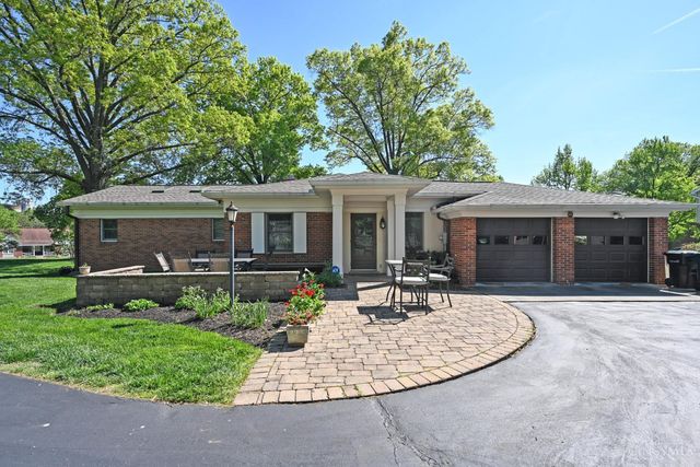 2516 Fairhill Drive, Cincinnati, OH 45239
