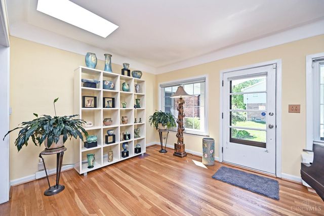 2516 Fairhill Drive, Cincinnati, OH 45239