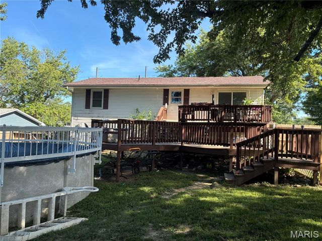 317 Marty Drive, Desloge, MO 63601
