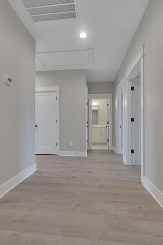 1419 Doc Johns Blvd, Murfreesboro, TN 37128