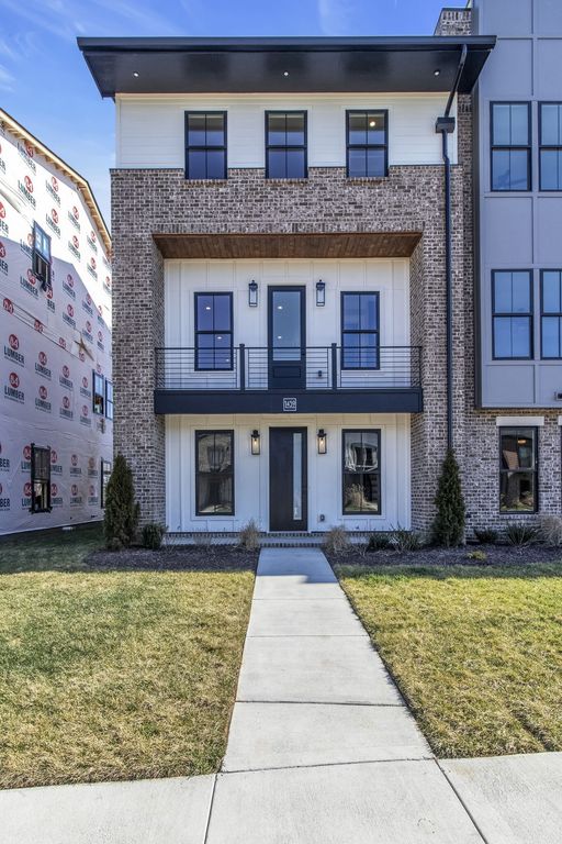 1419 Doc Johns Blvd, Murfreesboro, TN 37128